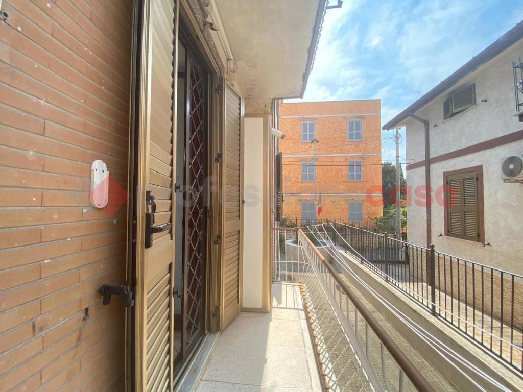 Appartamento a Guidonia montecelio in Via Fratelli Cairoli, 6 - Foto 5