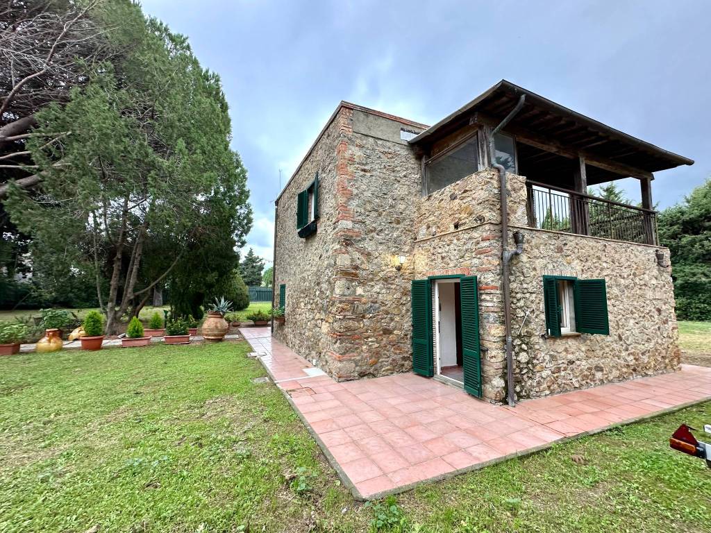 Rustico / casale a Monte argentario in Via Caravaggio - Foto 2