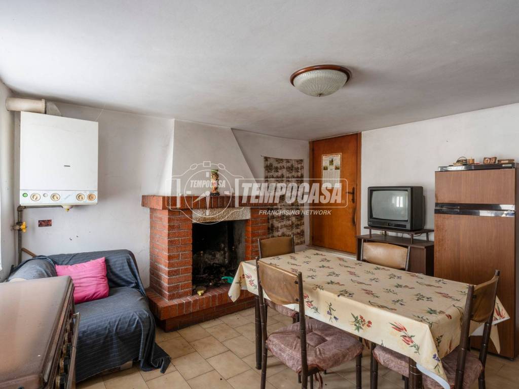 Appartamento a Matelica in Vocabolo Braccano - Foto 3