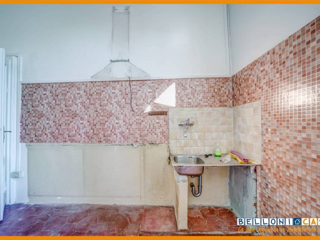 Appartamento a Gallarate in Via Alessandro Volta - Foto 3