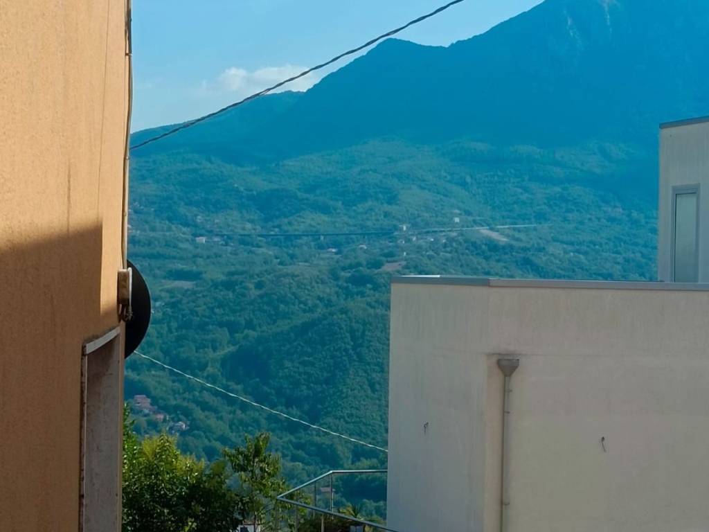 Casa indipendente a Lapio in Via Mola - Foto 4