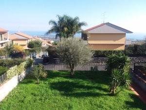 Villa a Aci catena in Via Grazia Deledda - Foto 3