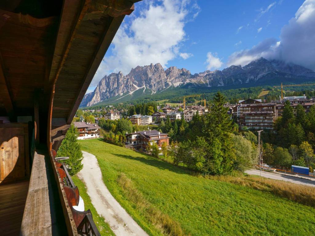 Attico / mansarda a Cortina d'ampezzo - Foto 4