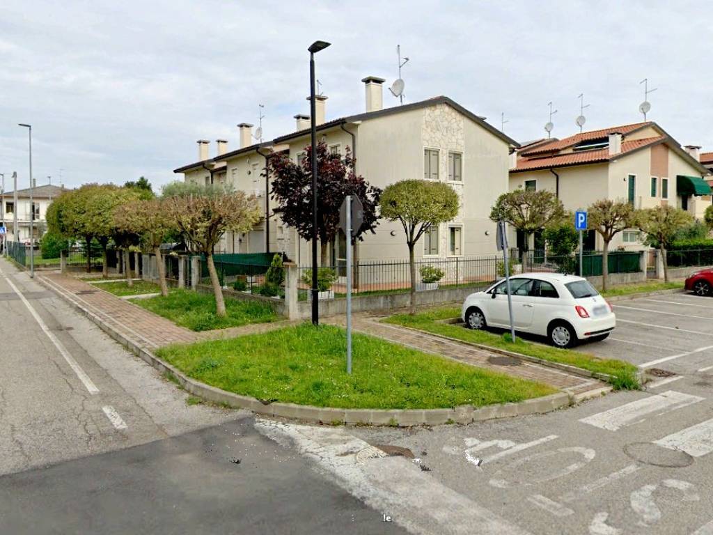 Villetta a schiera a Lonigo in Via Gorizia, 35 - Foto 2