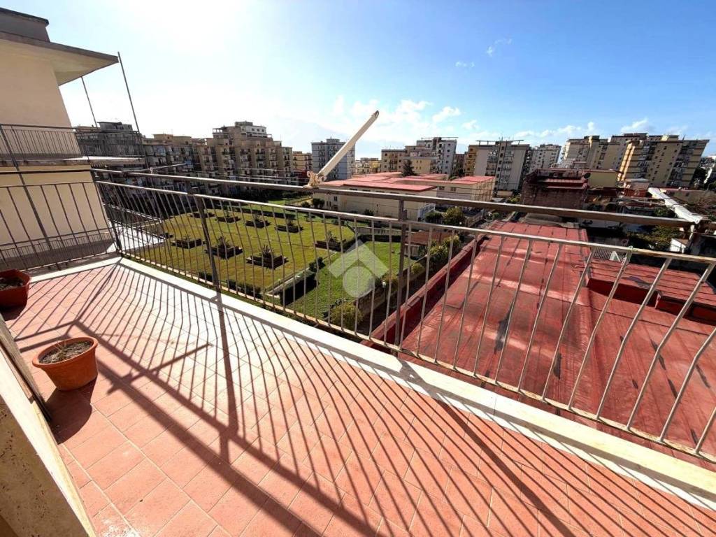 Appartamento a Torre annunziata in Via Vincenzo Gambardella, 10 - Foto 4
