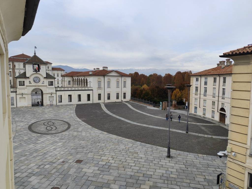 Appartamento a Venaria reale in Via Mensa, 37 - Foto 2