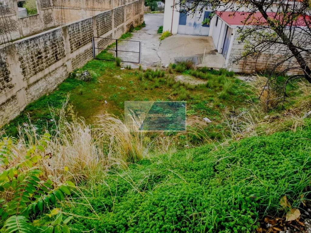 Terreno a Noto in Via Italo Svevo - Foto 4