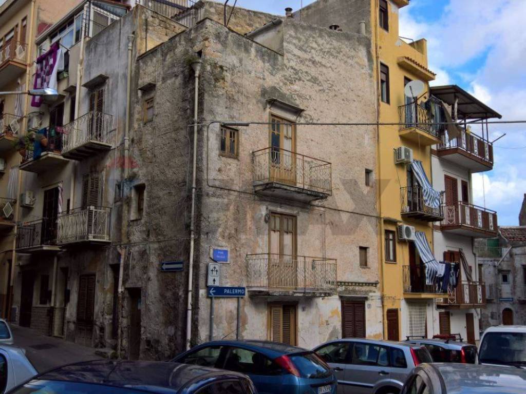 Casa indipendente a Carini in via Balilla, 6 - Foto 2