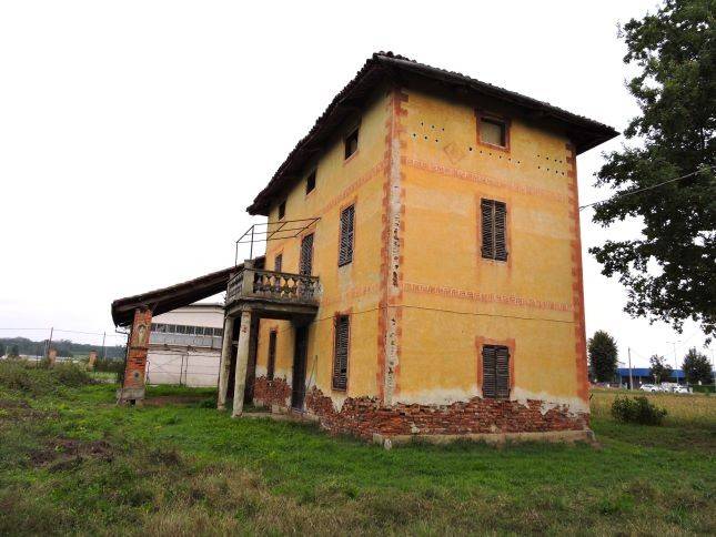 Rustico / casale a Bene vagienna in Via Trinità - Foto 5