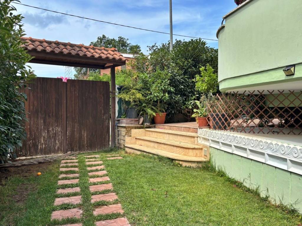 Villa a Cerveteri in Via Arcangelo Corelli, 42 - Foto 5