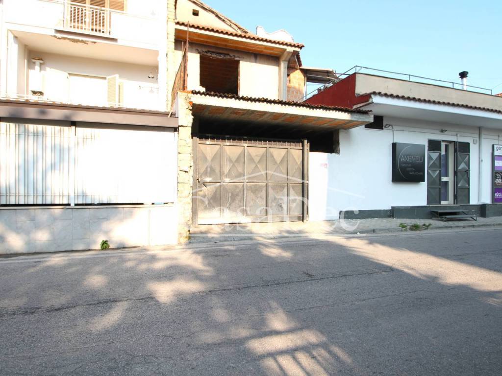 Immobile a Trentola-ducenta in Via Enrico De Nicola - Foto 2