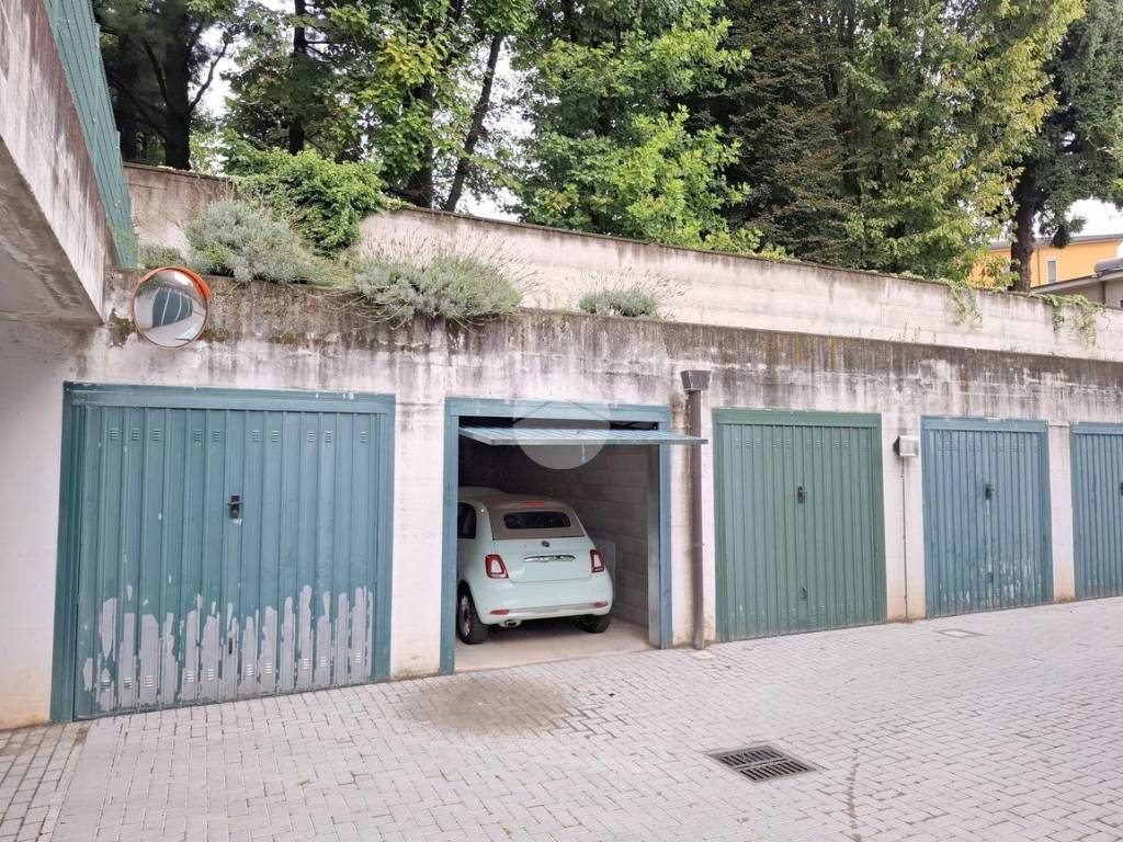 Box / garage a Gallarate in Via Monterosso, 22 - Foto 4