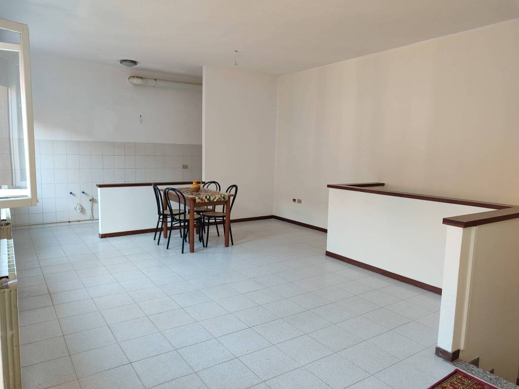 Casa indipendente a Sant'angelo lodigiano in Via Madre Cabrini - Foto 3
