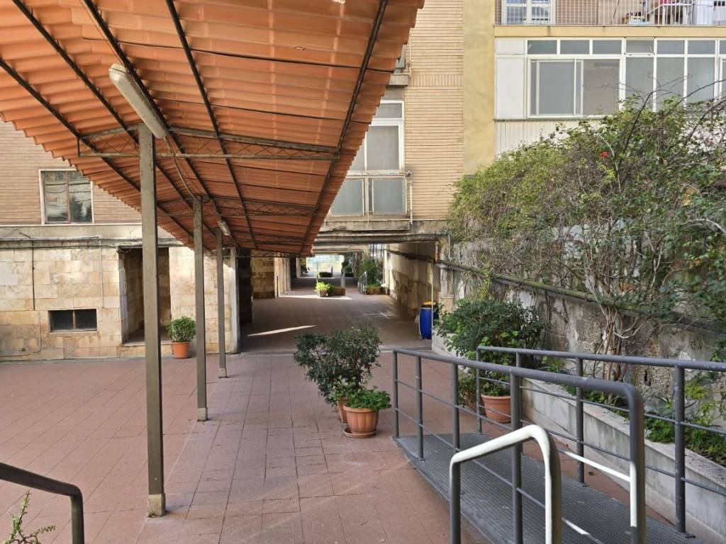 Appartamento a Torre annunziata in Corso Umberto I, 93 - Foto 3