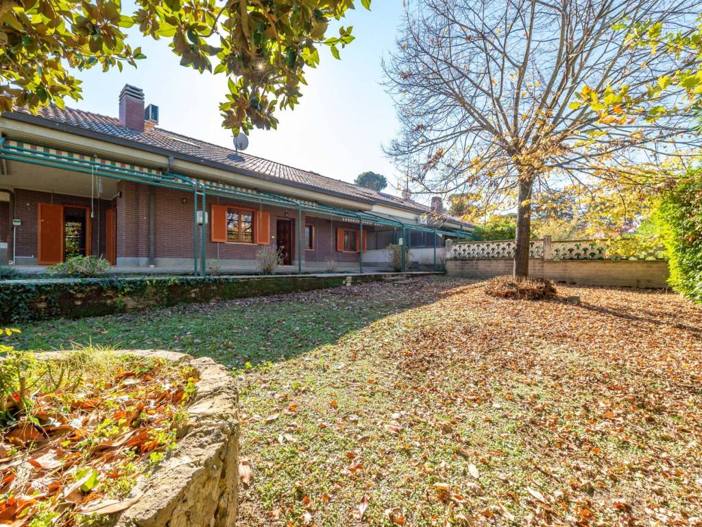 Villa a Grottaferrata in Viale Vittorio Veneto - Foto 2