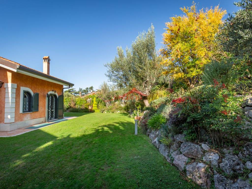 Villa a Grottaferrata in Via Padre Antonio Rocchi - Foto 4