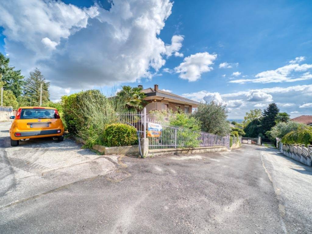 Appartamento a Piossasco in Via Monte Grappa, 16 - Foto 2