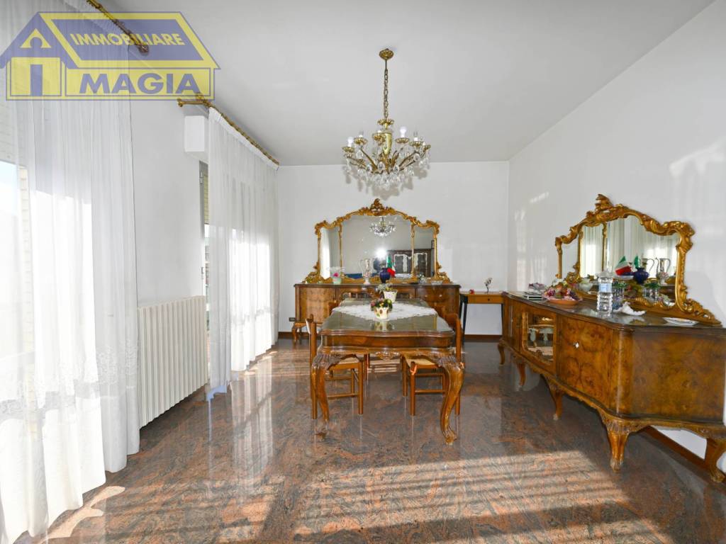 Appartamento a Castel di lama in VIA SALARIA, 90 - Foto 2