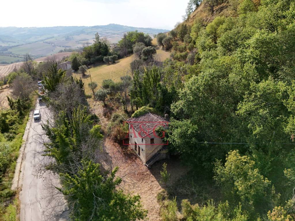 Rustico / casale a Massa fermana in Via Bresciano - Foto 2