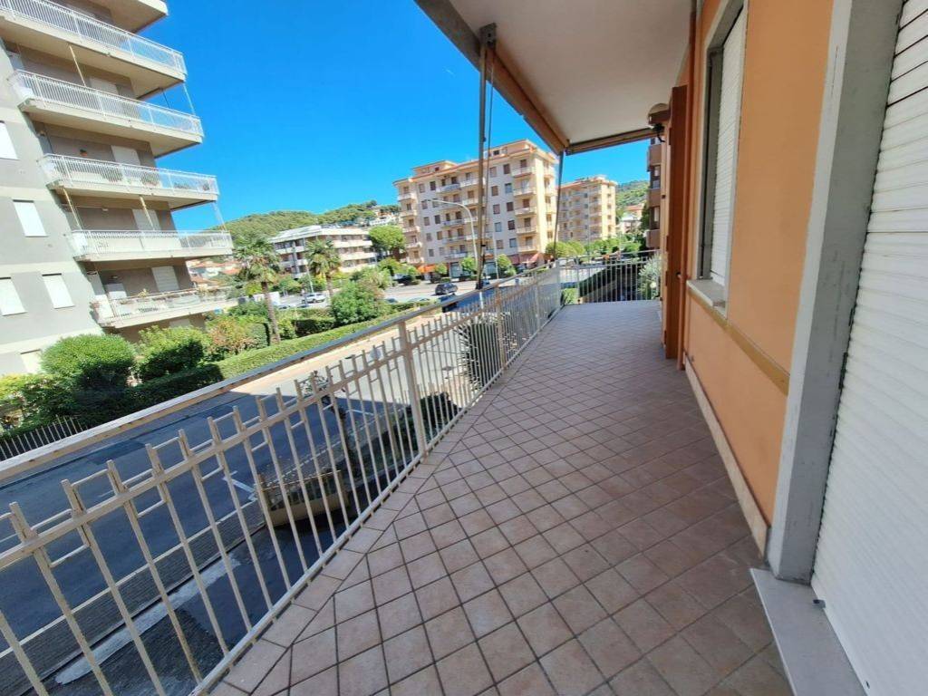 Appartamento a Andora in Via Cristoforo Colombo - Foto 2