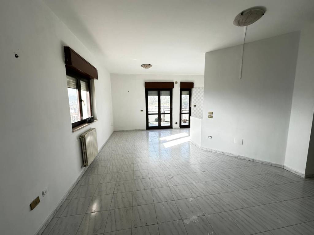 Appartamento a Avellino in Via Gioacchino Pedicini - Foto 3