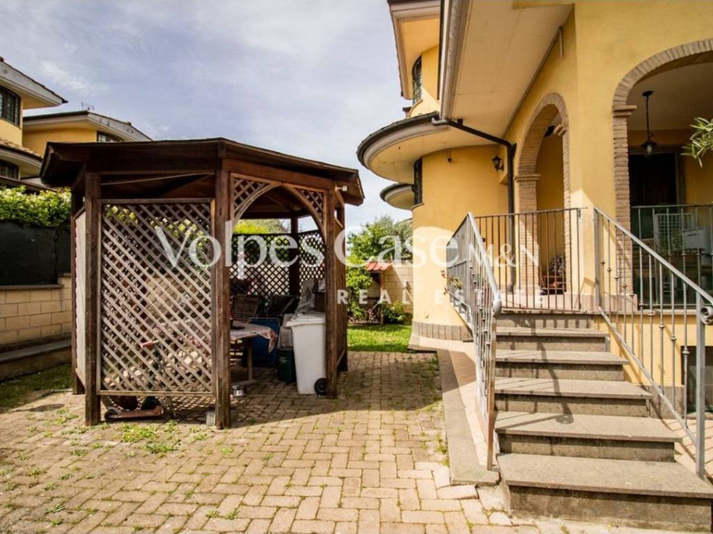 Villa a Guidonia montecelio in Via Saracinesco - Foto 3