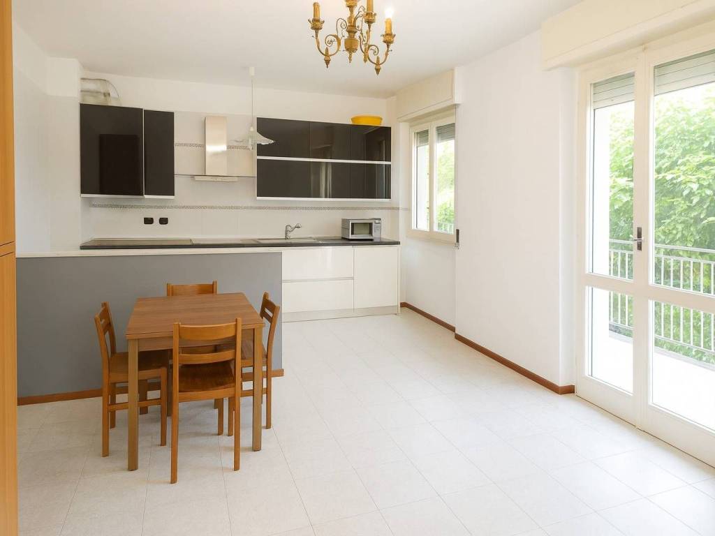 Appartamento a La valletta brianza in Via Privata Parco, 9 - Foto 2