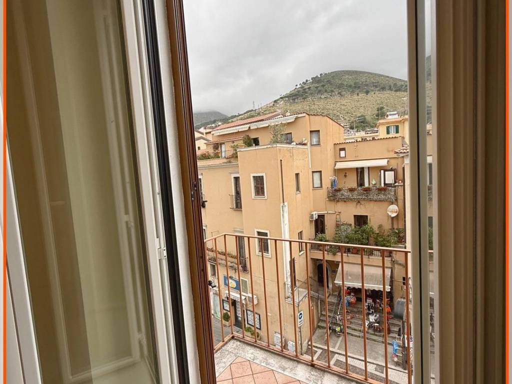 Appartamento a Formia in Via Tullia - Foto 2