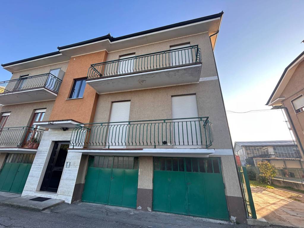 Appartamento a Alba in Strada Riddone, 22 - Foto 2
