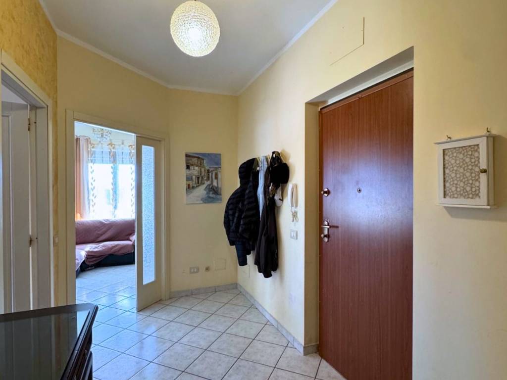 Appartamento a Vibo valentia in Via Enrico De Nicola - Foto 2
