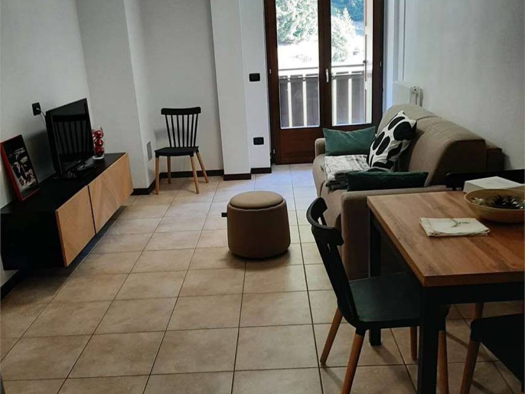 Appartamento a Valdisotto in Via Nazionale , 8 - Foto 2