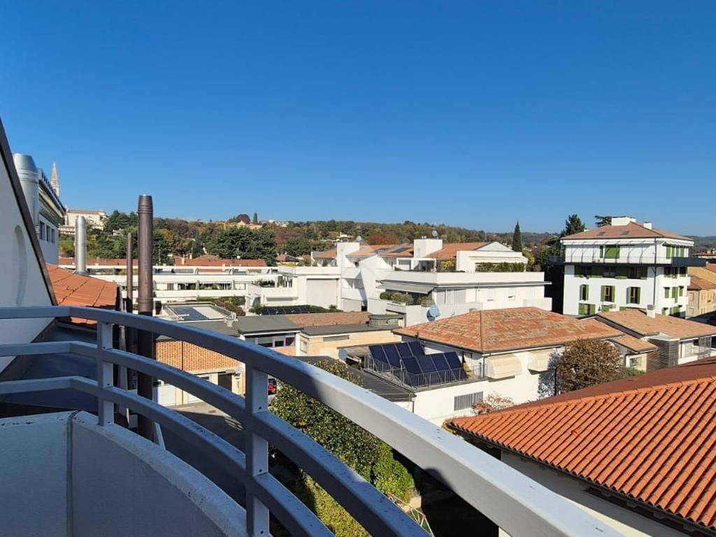 Appartamento a Montebelluna in Piazza bellona - Foto 3