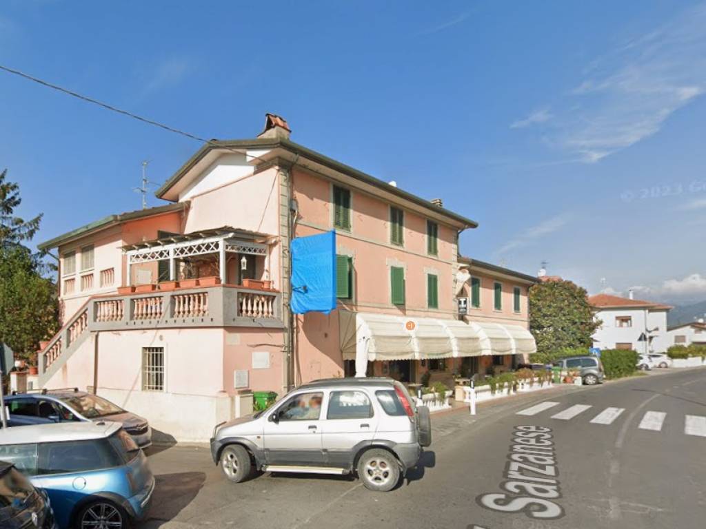 Palazzo / stabile a Massarosa in Via Sarzanese Nord, 7953 - Foto 2