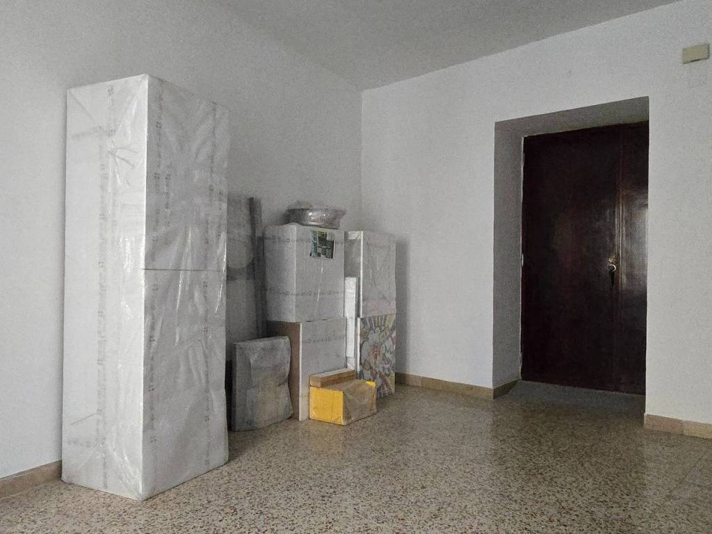 Appartamento a Penne in Piazza Luca da Penne, 50 - Foto 5
