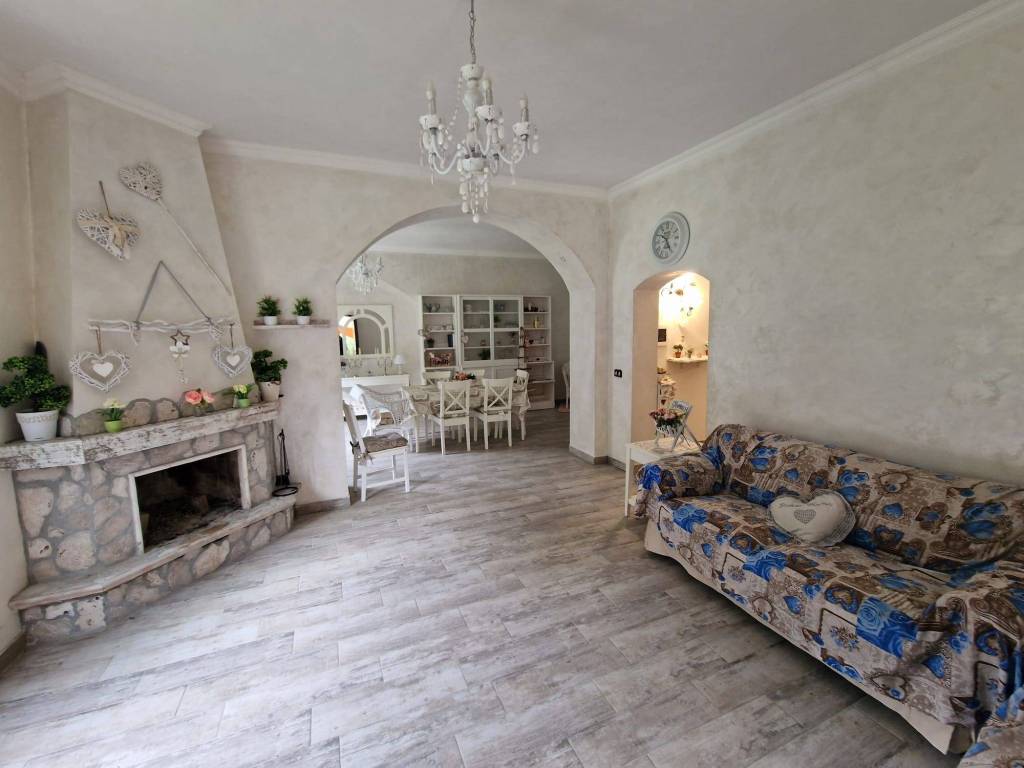 Villa a Labico in Via Colle Girone, 34 - Foto 4