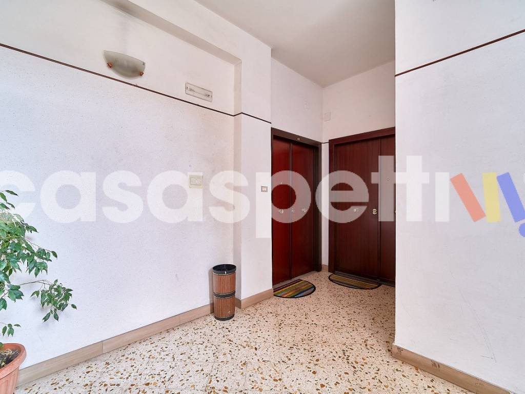Appartamento a Salerno in Via Giovanni Florenzano, 12 - Foto 2