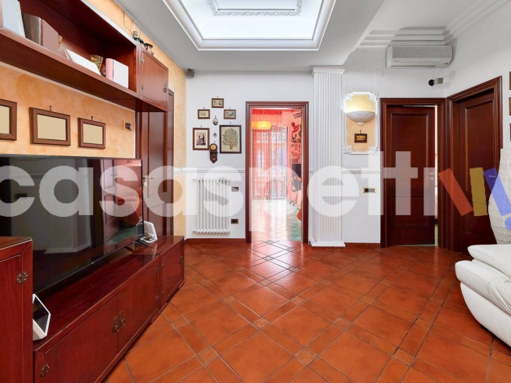 Appartamento a Salerno in Via Giovanni Florenzano, 12 - Foto 3