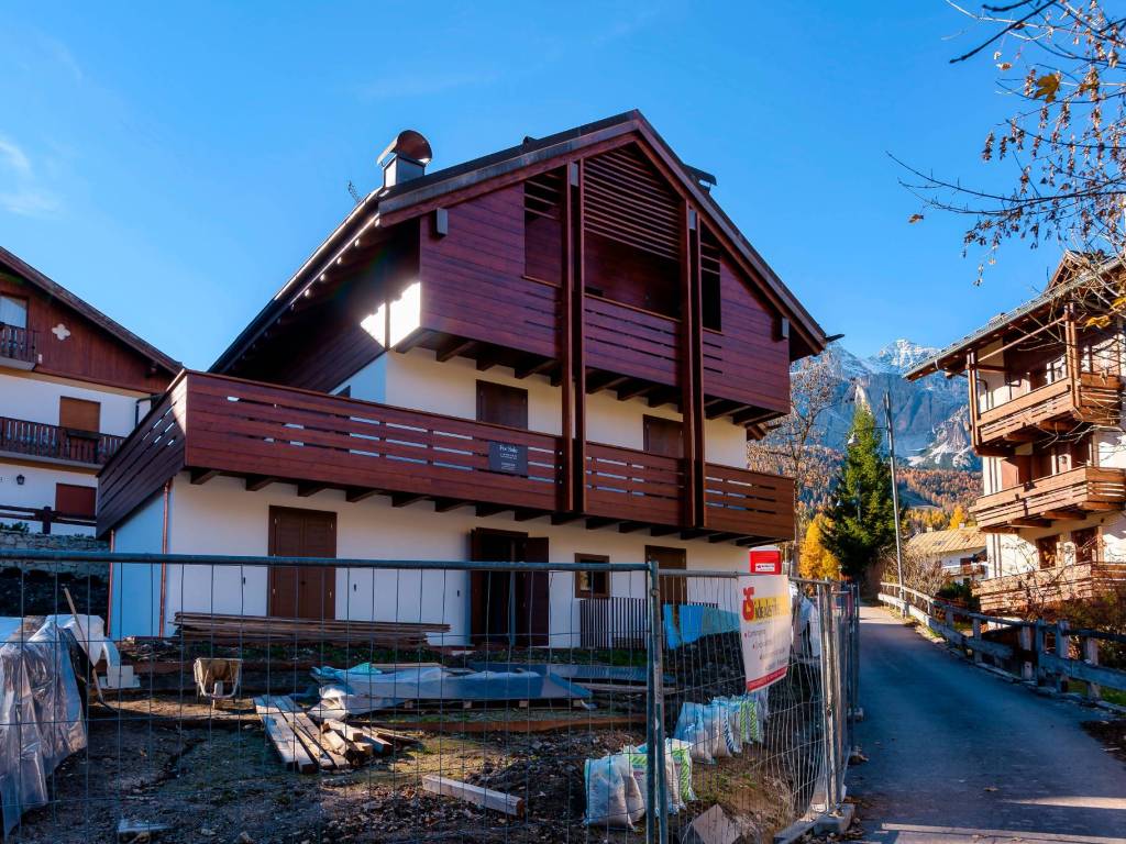 Villa a Cortina d'ampezzo in Località Corso Italia, 33 - Foto 2