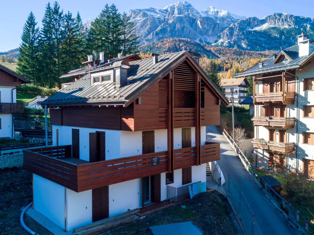 Villa a Cortina d'ampezzo in Località Corso Italia, 33 - Foto 3