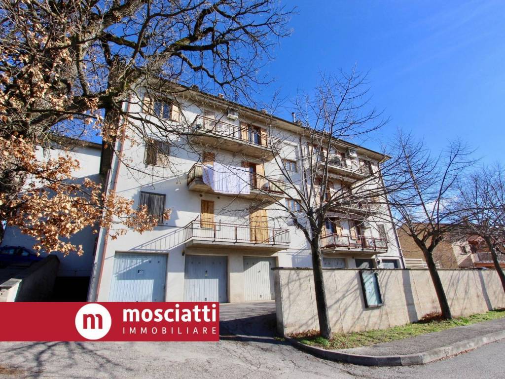 Appartamento a Matelica in Via F. Nuzi, 12 - Foto 2