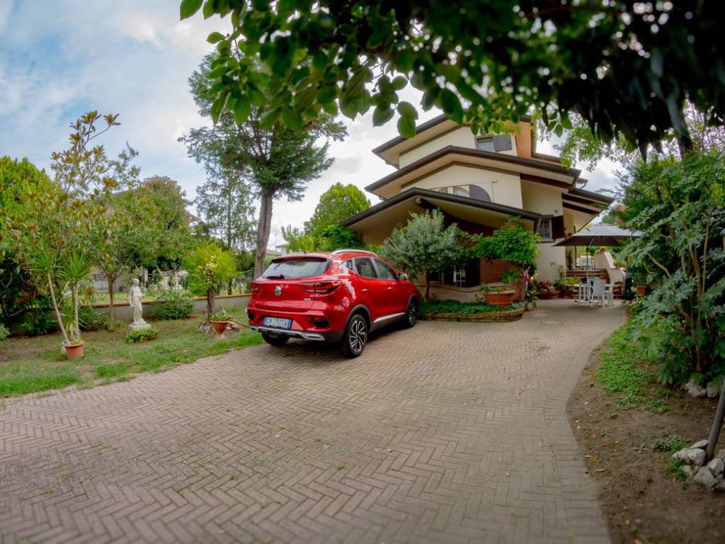 Villa a Codigoro in Località Pontemaodino Centro - Foto 3