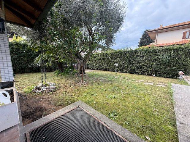 Villa a Sabaudia in Viale delle Camelie - Foto 2