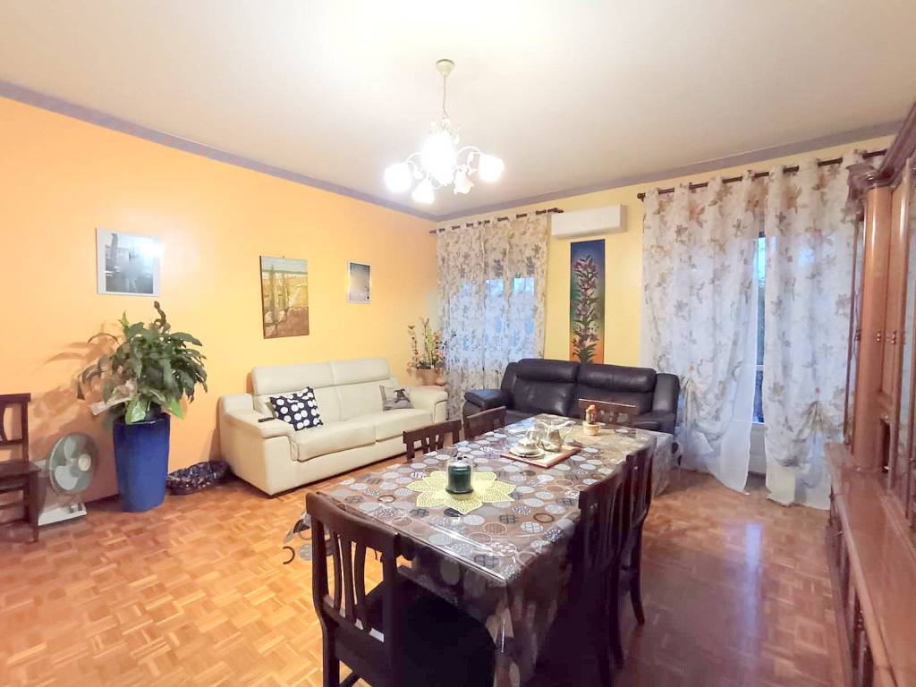 Appartamento a Pinerolo in Stradale Carmagnola, 21 - Foto 5