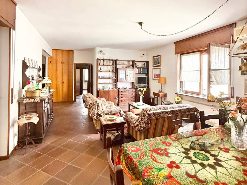 Appartamento a Verona in Via Pietro Cossali, 6 - Foto 4