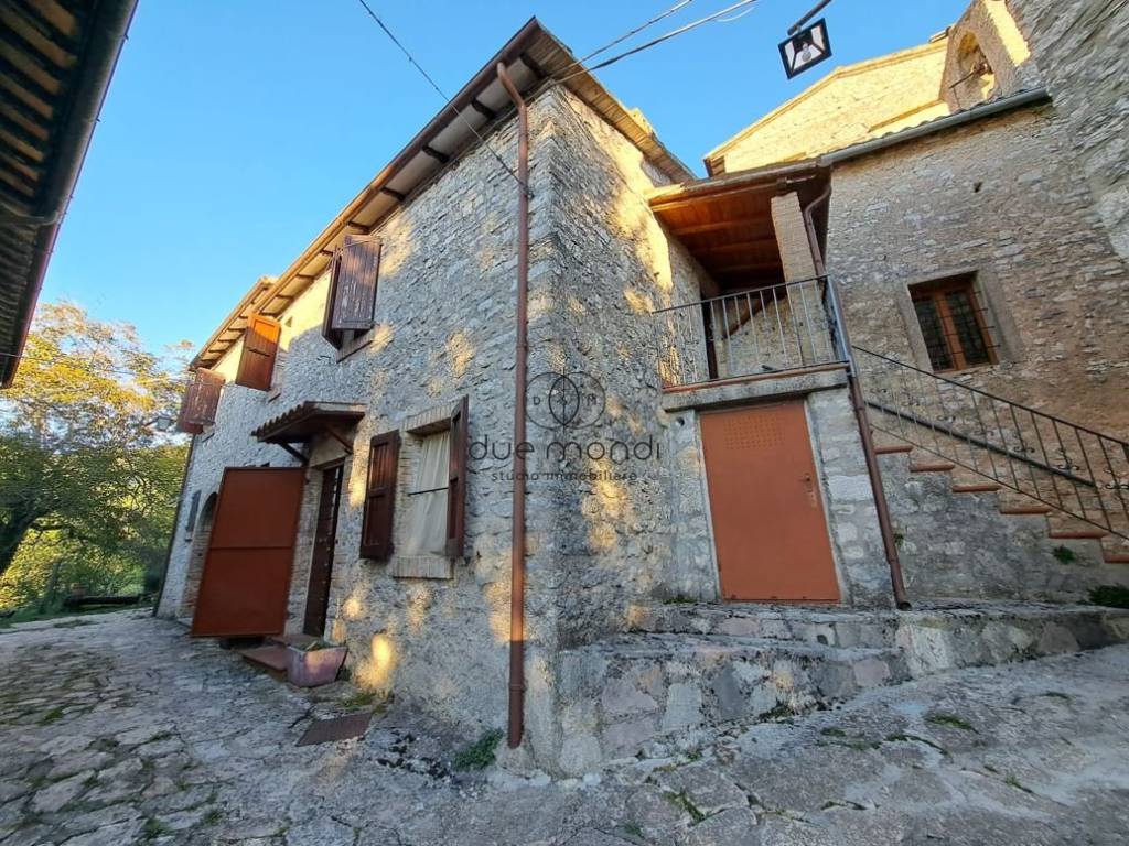 Rustico / casale a Spoleto in Località Torrecola - Foto 2