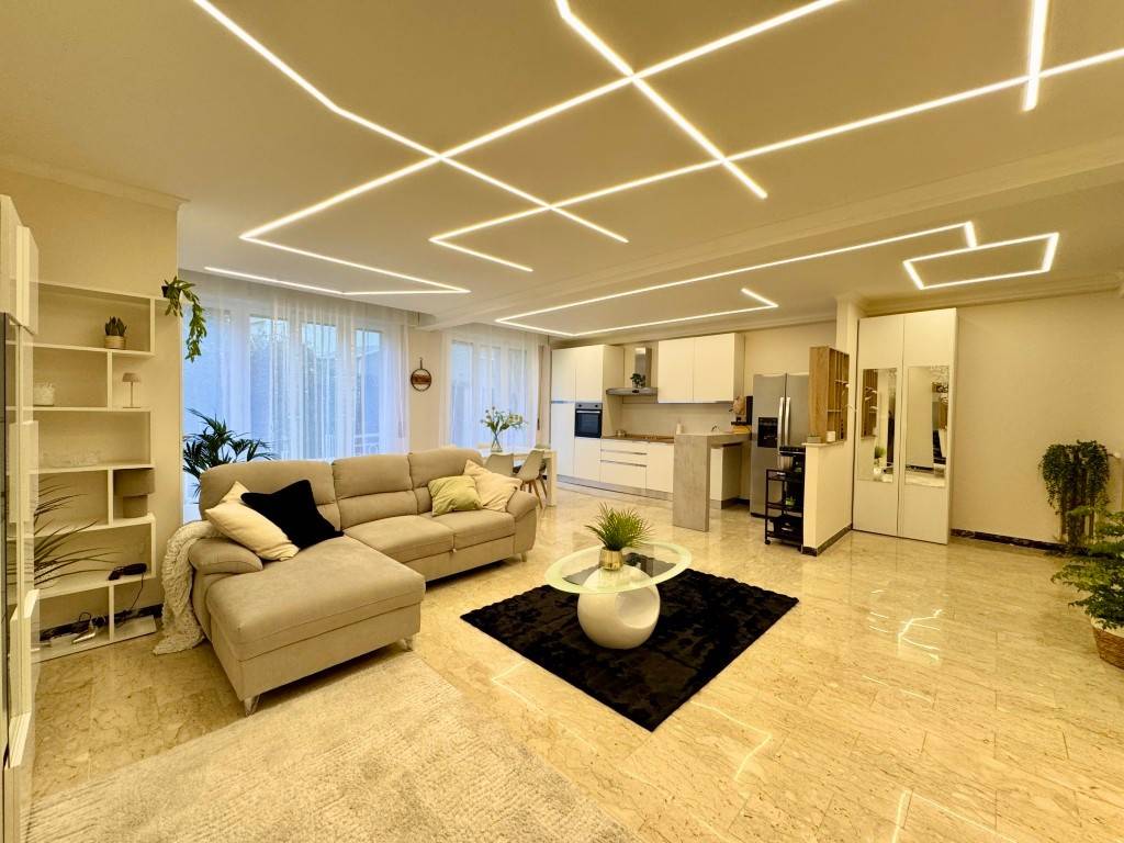 Appartamento a Imperia in Viale Giacomo Matteotti, 105 - Foto 4