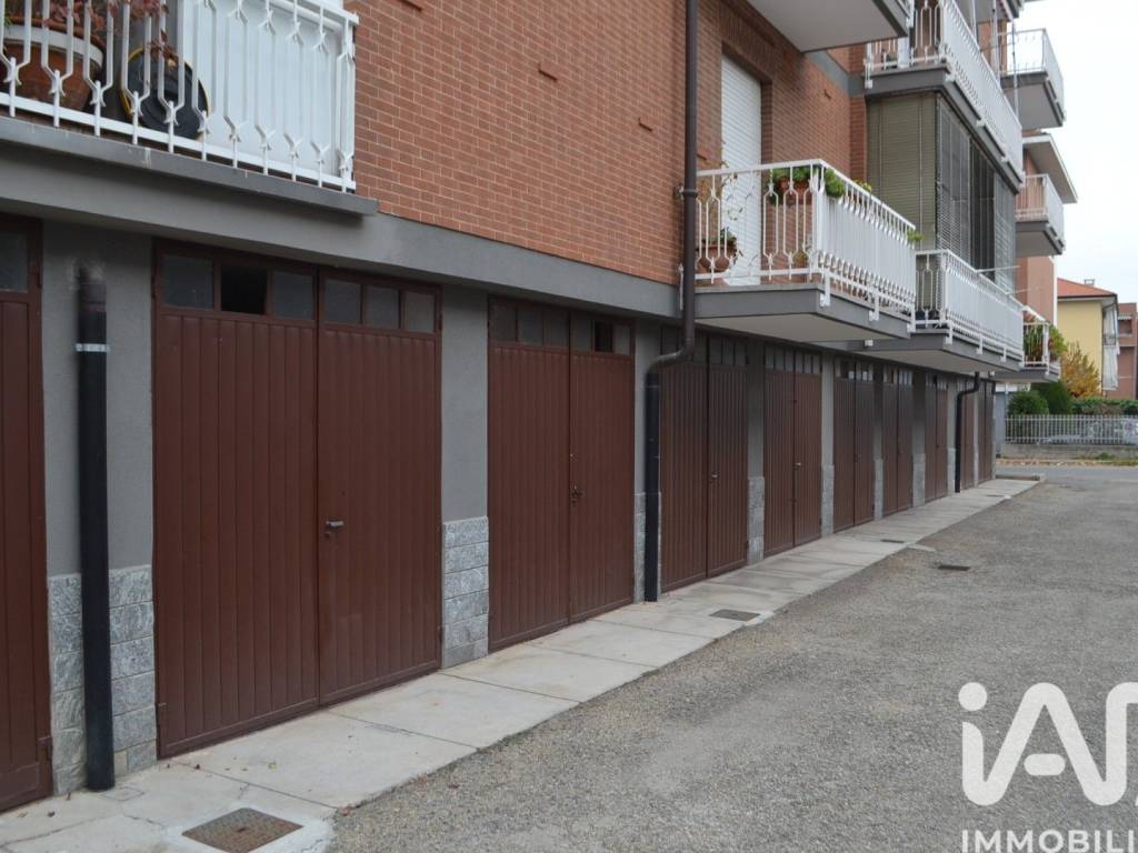 Box / garage a Alba in Via bubbio - Foto 3