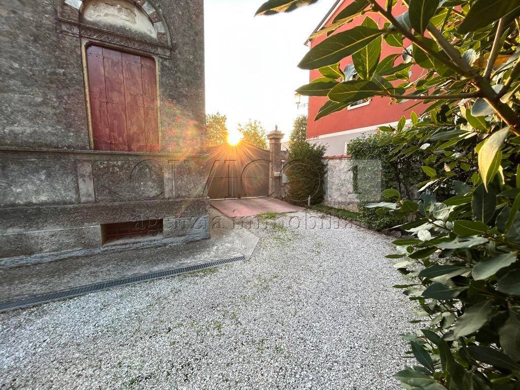 Villa a Noventa vicentina in Via Garibaldi, 37 - Foto 2