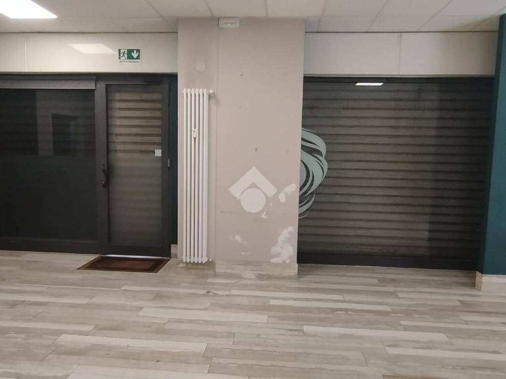 Immobile a Saronno in VIA CRISTOFORO COLOMBO, 26 - Foto 4