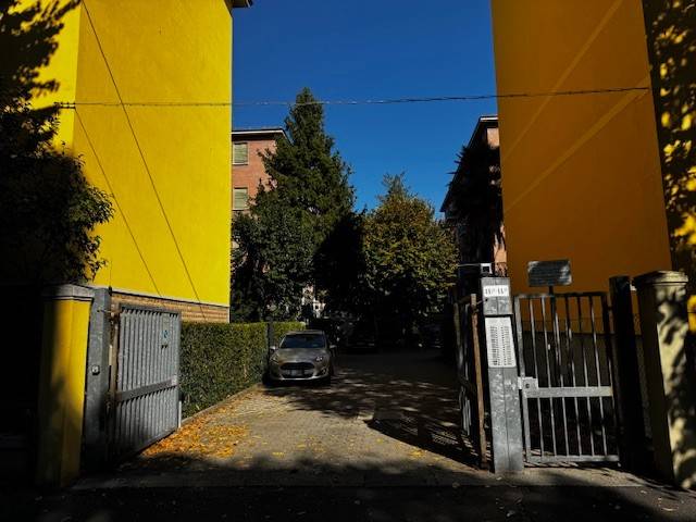 Box / garage a Bologna in Via Giorgione, 11 - Foto 3